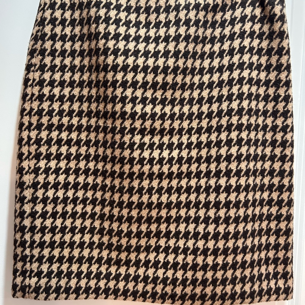 Talbots Black And Cream Houndstooth Pencil Skirt